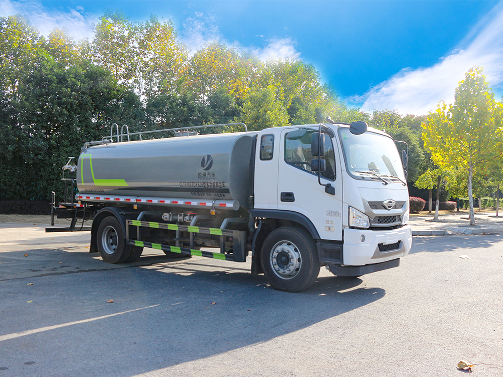CLT5183TDYBJ6型多功能抑尘车